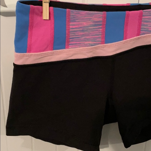 Ivivva Girls 12 Reversible Yoga Shorts Black Lulu - Picture 2 of 9